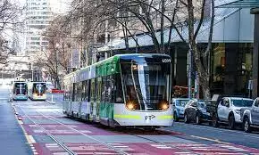 difference-between-bus-and-tram